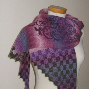 Flowers and Swirls Scarf, PDF-pattern image 1