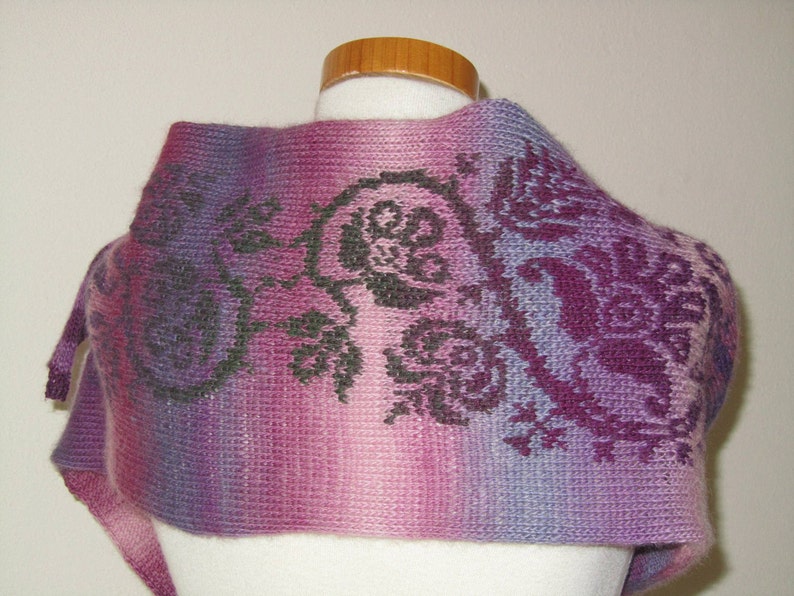 Flowers and Swirls Scarf, PDF-pattern image 3