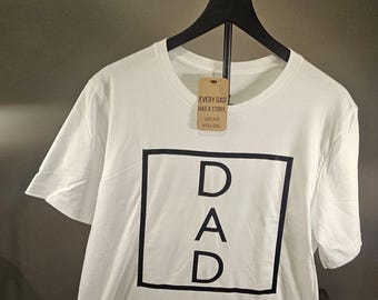 Camiseta para papá / Camiseta minimalista premium para papá / Regalo del Día del Padre / Camiseta clásica para papá / Cada papá tiene una historia / Ropa para padres