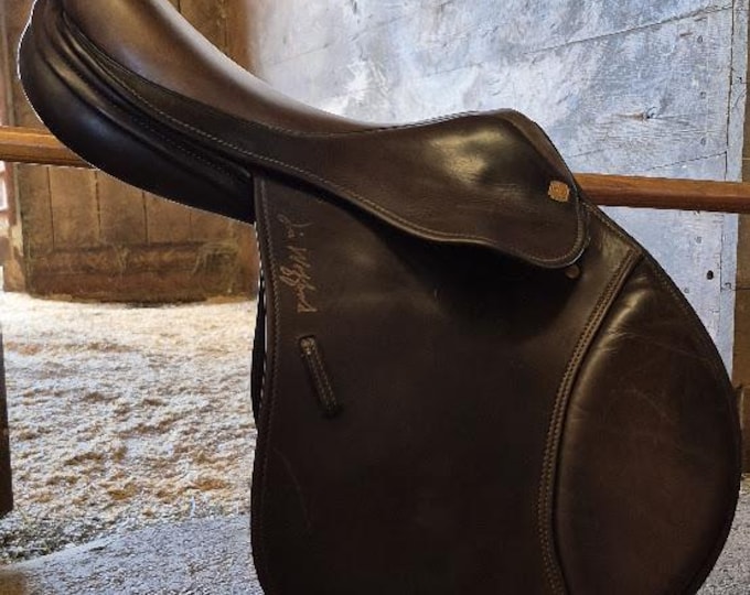 Jimmy Wofford 17" Saddle for Eventing or Jumping - Handmade in England