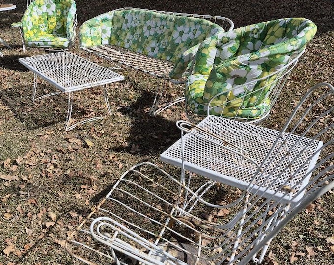 Large Set (16 pieces) of 1960s Woodard Homecrest Outdoor or Patio Furniture