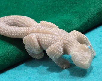 Signed Zuni Marble Lizard Fetish Figurine Stonework Sculpture - Turquoise Eyes - Handmade by Staley Natewa