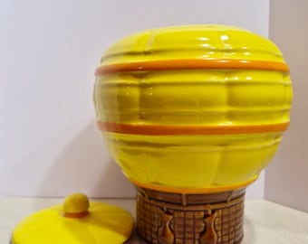 Nostalgic Midcentury VTG McCoy Hot Air Balloon Ceramic Pottery Cookie Jar