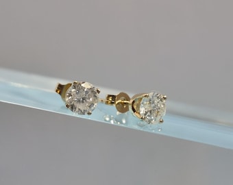 Natural Diamond 0.25 Carat 14K Yellow Gold Stud Earrings