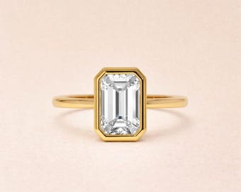 Moissanite Diamant Lünette Brautring in Smaragdschliff in Gelbgold-Finish, minimalistischer Versprechensring, Geschenk für Mama
