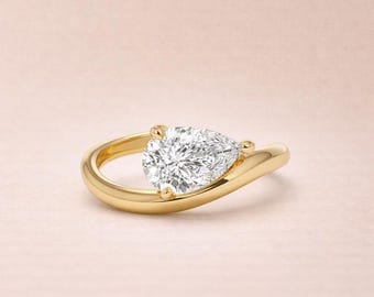 Pear Cut Moissanit Diamant Statement Ring, Elegantes Twisted Design in Gelbgold-Finish, Geschenk zum Jahrestag
