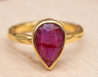 Bague goutte rubis en or vermeil 925 - Bijoux faits main en pierres précieuses, cadeau de vacances