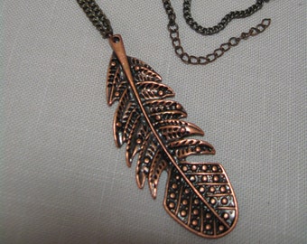 Necklace One Strand Copper Tone Leaf Beaded Pendant 37 Inch Chain Lobster Clasp Not Mark