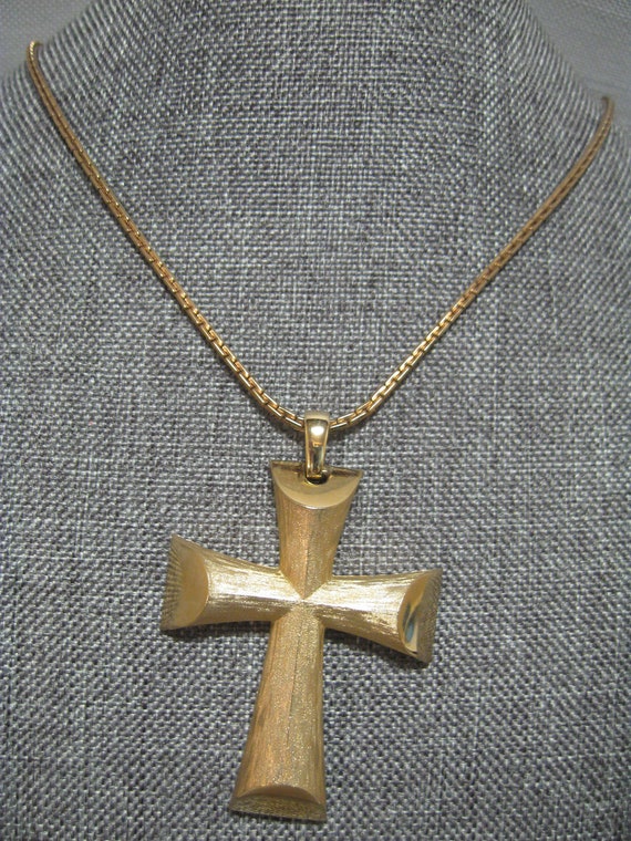 Buy Necklace Pendant Gold Tone Florentine Finish Cross the