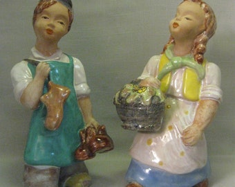 Art Deco Ceramic Porcelain  Figurines Shoeshine Boy Florist Girl The Couple Made In Hungary  Maria Rahmer Circa 1930