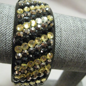 Armband Armring Manschett Lucite Akryl Bred Svart Prydnad Med Ränder av Svarta Pärlor Strass Transparent Grå Gyllen Klar Ton 1980