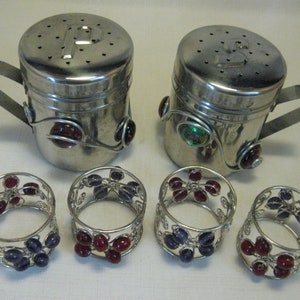 Endurance Stainless Steel Color Bead Salt & Pepper Shakers With 4 Napkin Rings Endurance 1990&#39;s