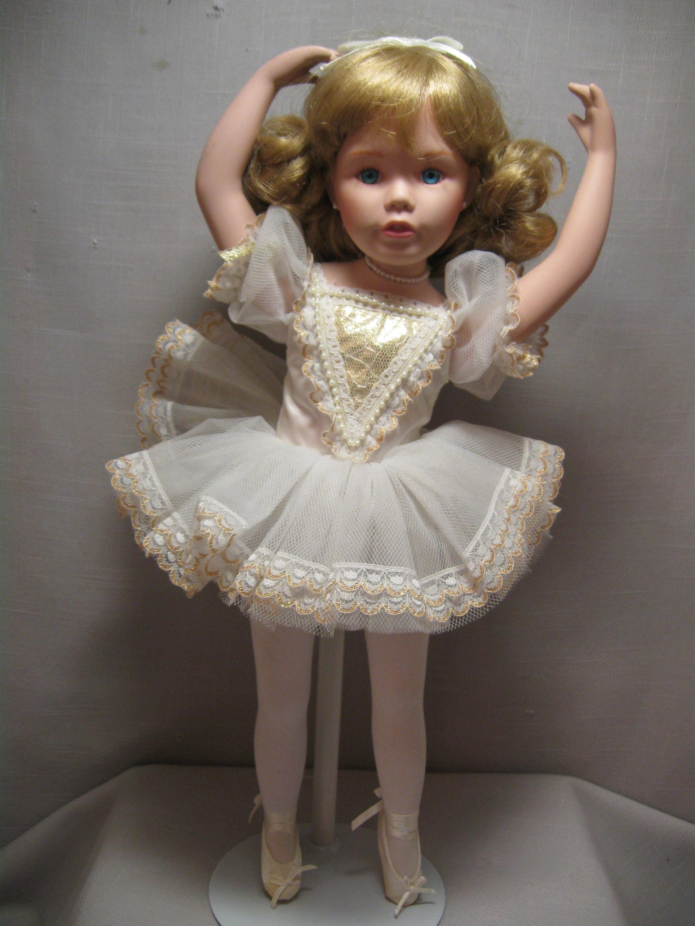その他 porcelain doll 1995 Porcelain Doll - Etsy Canada