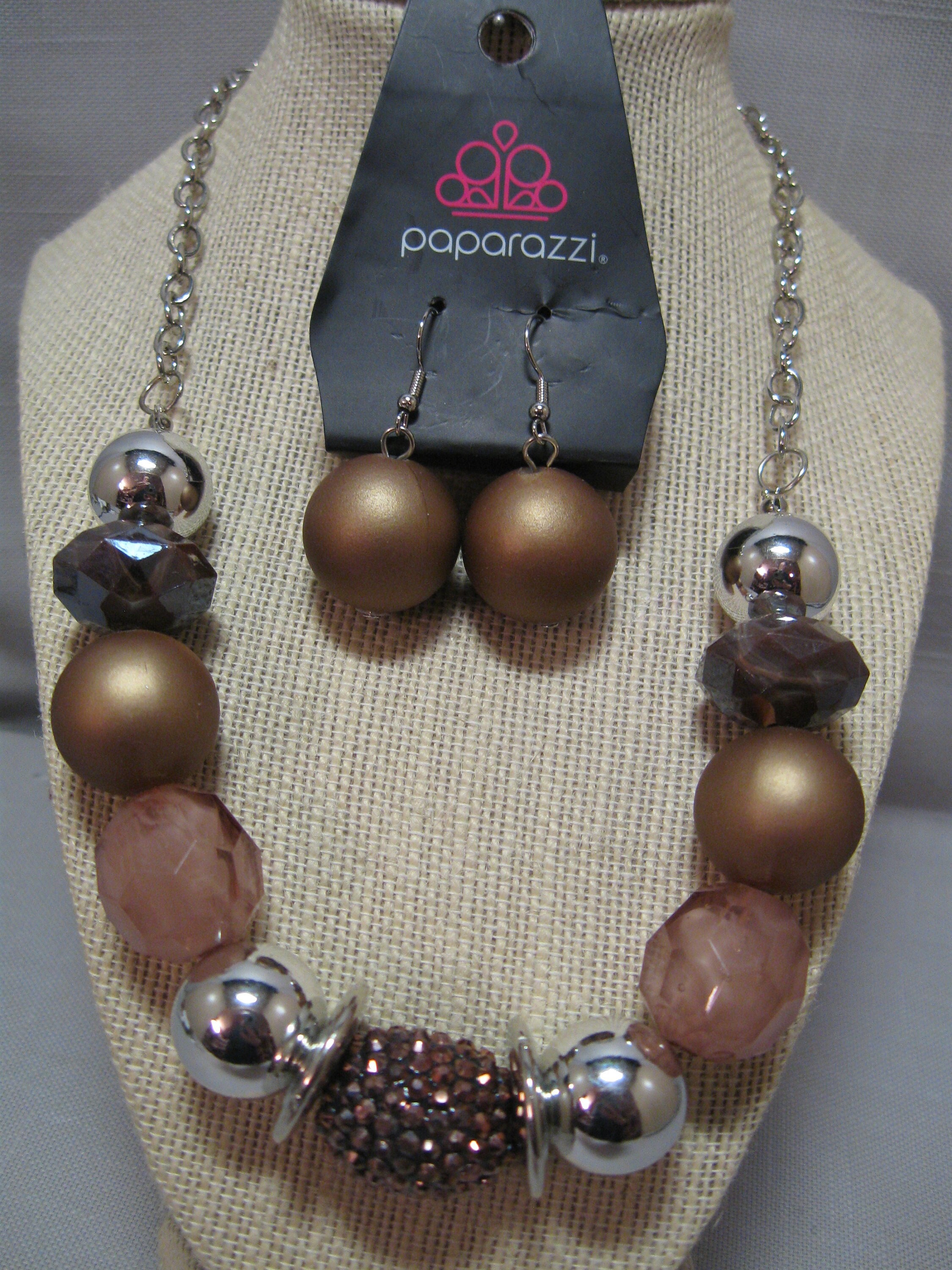 A warm on sale welcome copper paparazzi