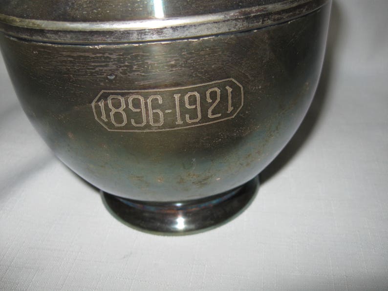 Silver Plate Hallmark Silver Smith UJEP H96 Silver Plate Pitcher Jug Hunt Hallmark Hunt Hallmark Co 1900-1954 image 6