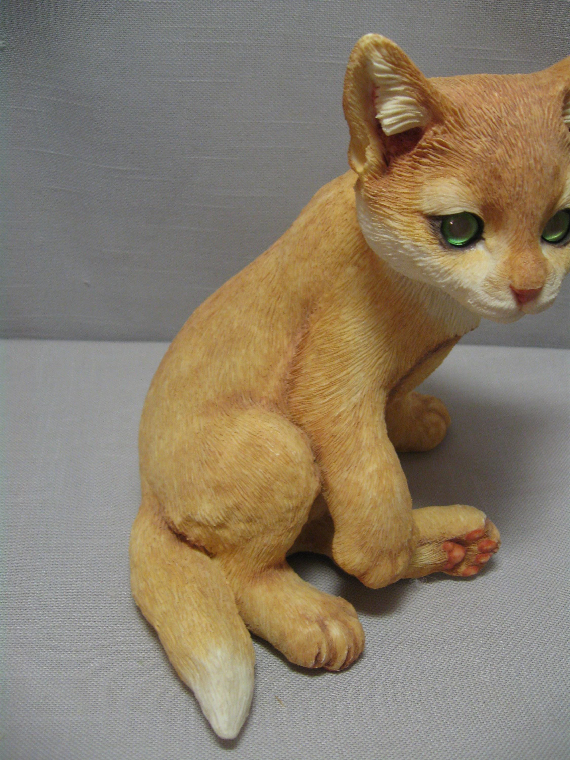 Figurine Statue Cat Kitten Sitting Name Ginger Hand Painted