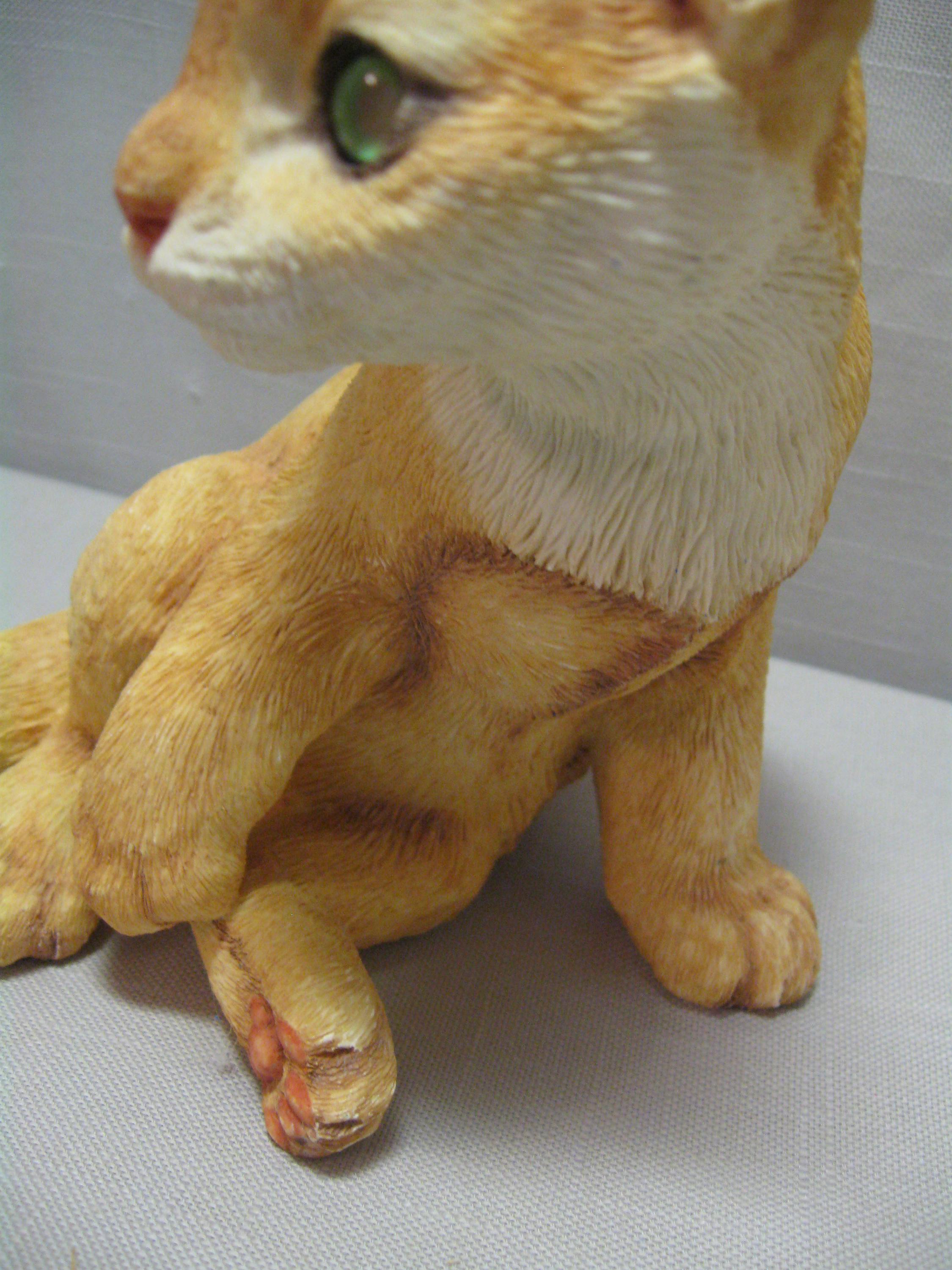 Figurine Statue Cat Kitten Sitting Name Ginger Hand Painted