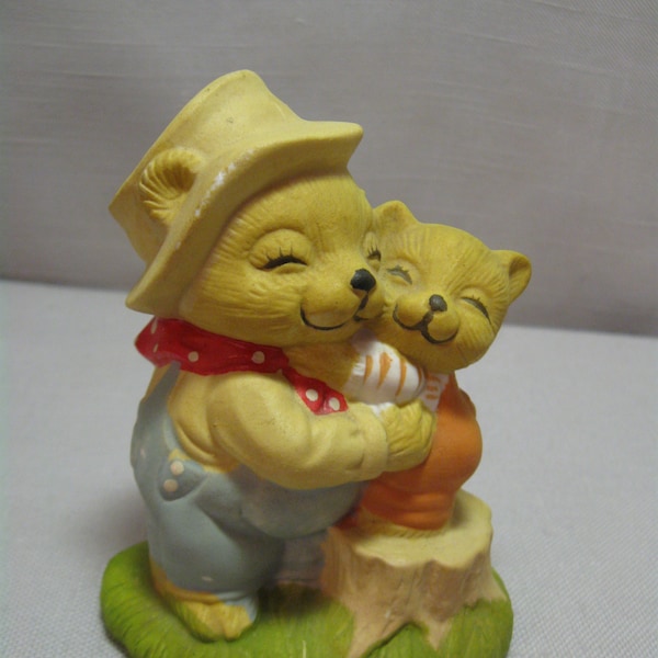 Figurine Statue Country Farm Cat Dad Hugging His Daughter Beige Hat Shirt Blue Coveralls Daughter Pink Coveralls Made In China 1960's