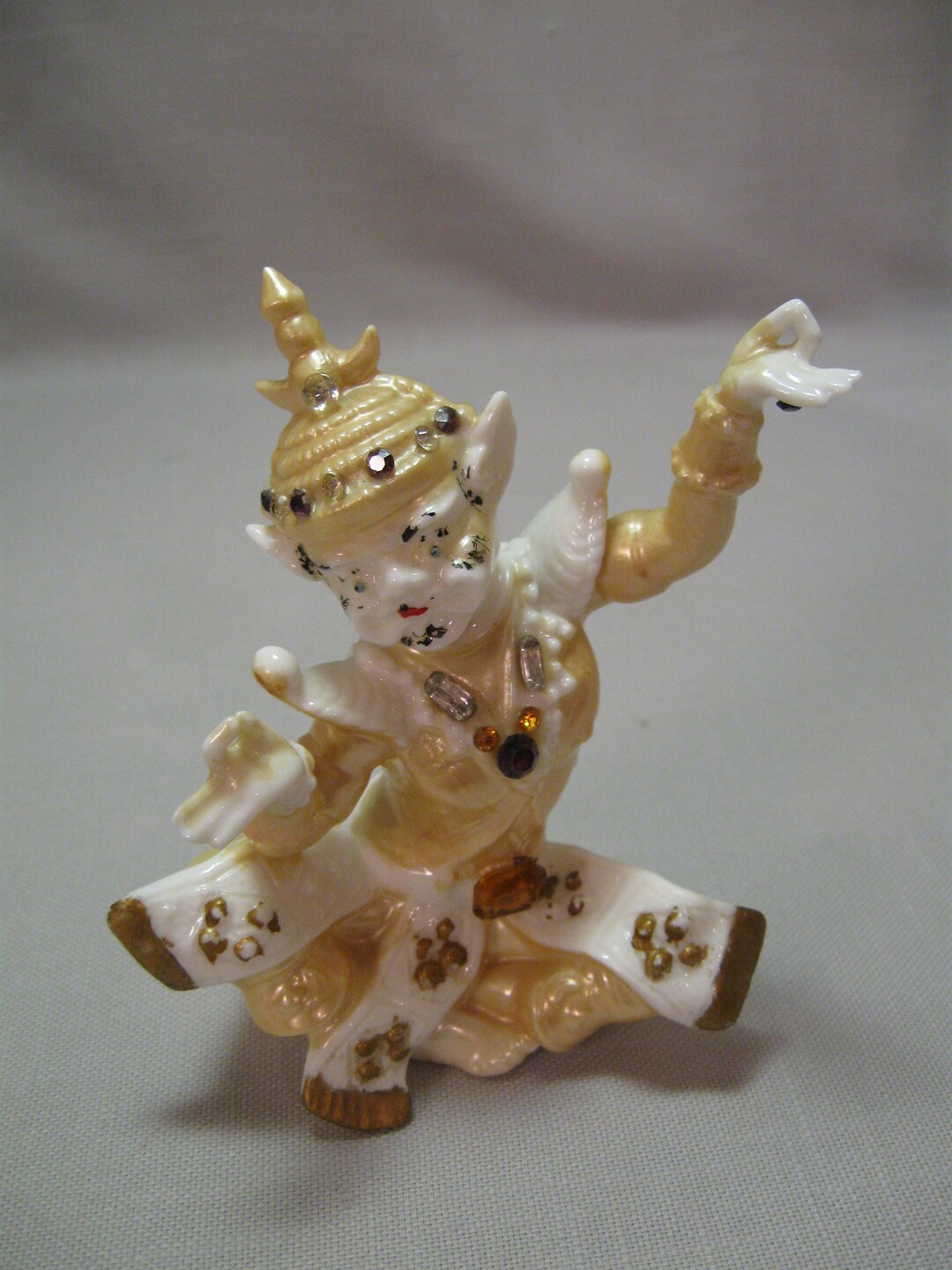 Oriental Figurine Lenwile Porcelain China Buddhist Deity Figurine Thai