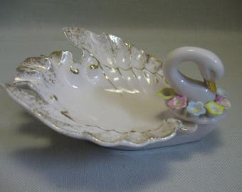 Ceramic Swan Candy Nut Dish Up Raise Flowers Gold On Pink Design #10133 1980