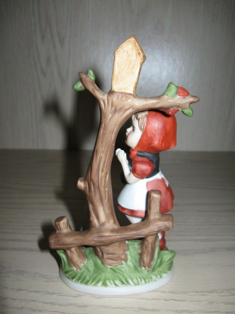 Ceramic Statue Figurine Girl With Ducks Standing By Bird House 1950-1960 image 3