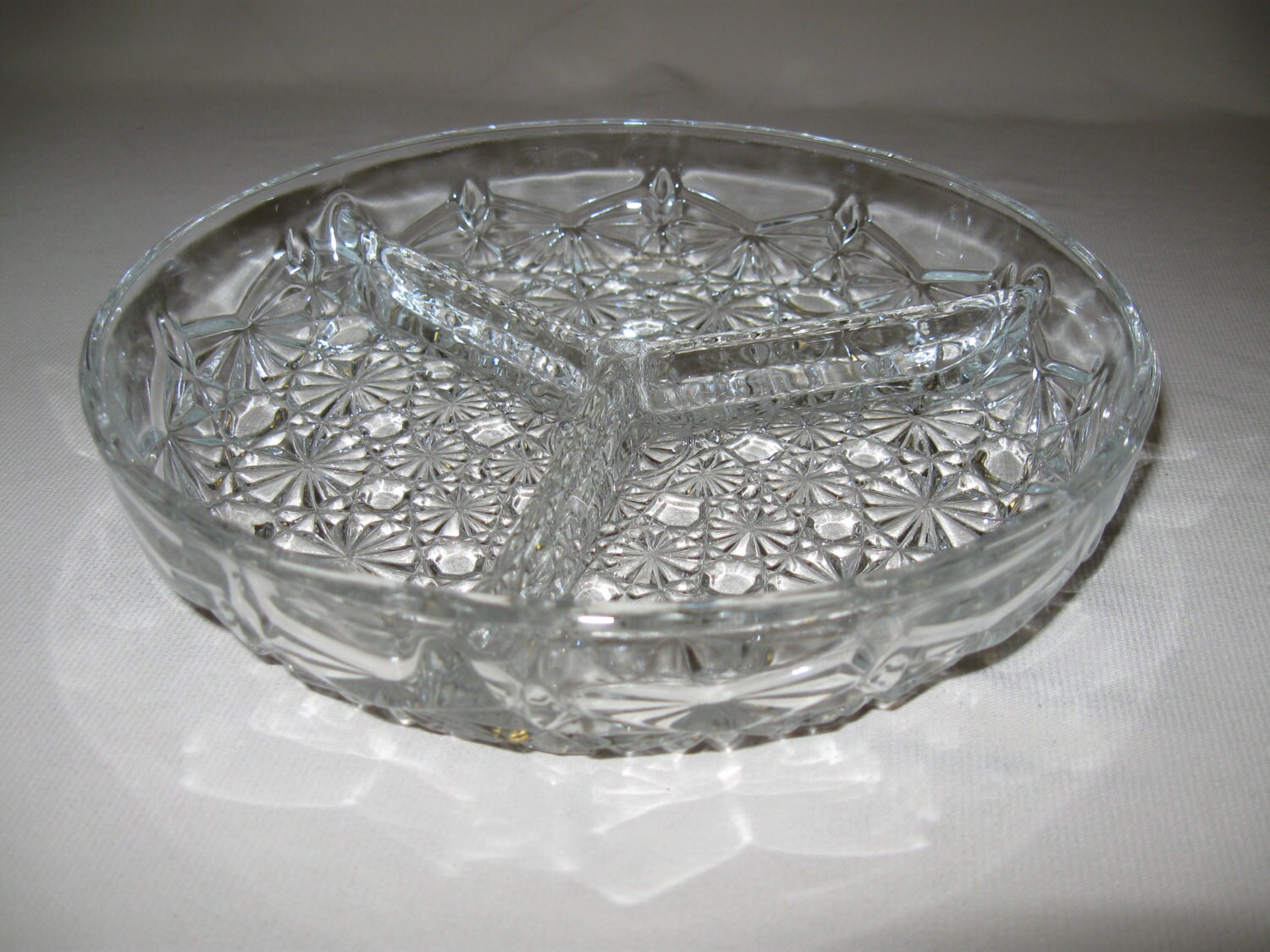 Home & Living Dining & Serving Kitchen & Dining Clear Daisy & Button