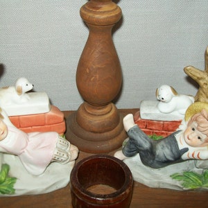 Fantastc Par of Carolers Chrstmas Boy and Grl Ceramc Candle Holders Md Century Nce Detal