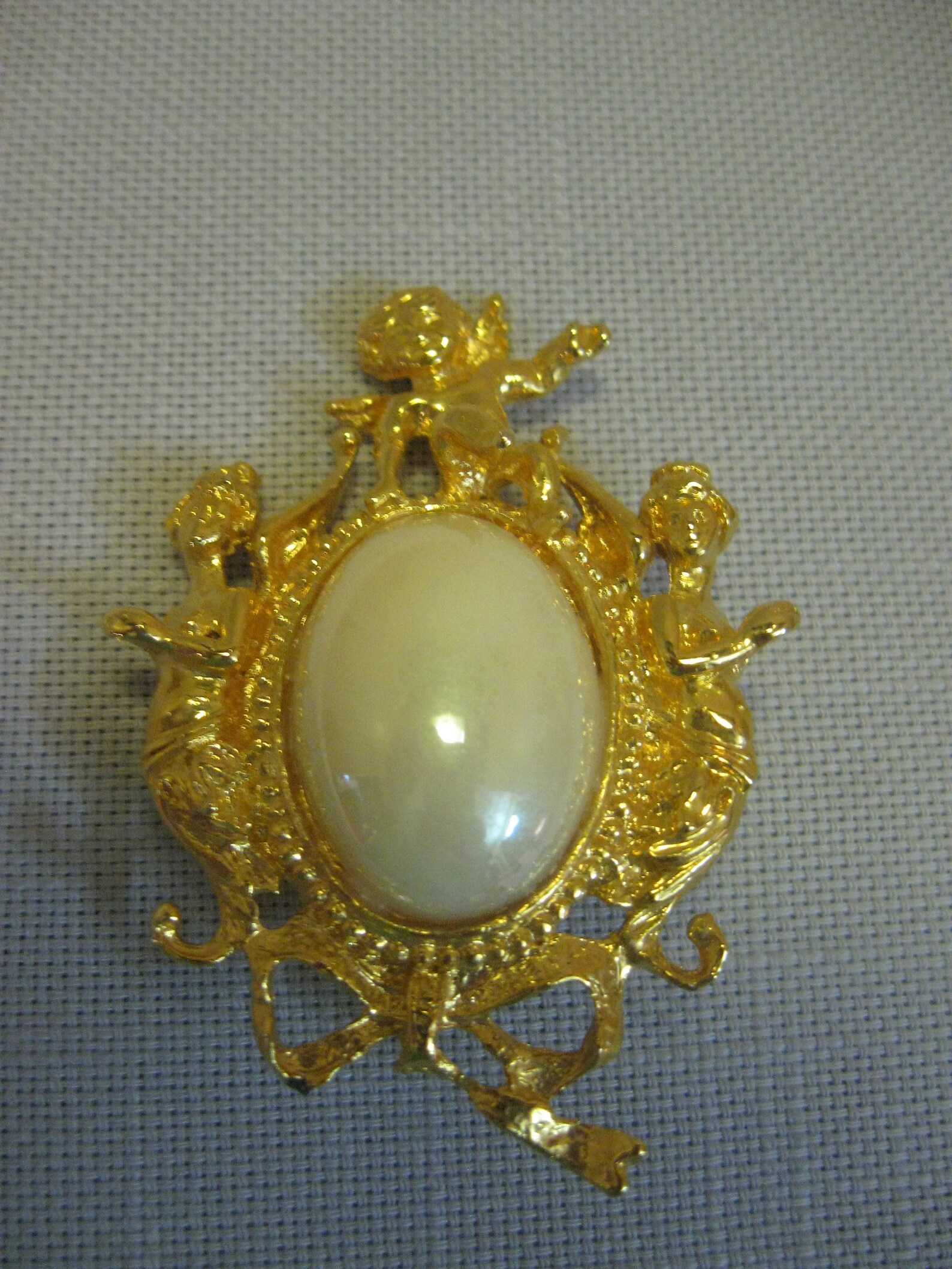 Brooch Pin Shiny Gold Tone Angel and Side Ladies Figurines Etsy