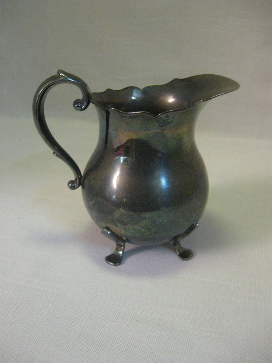 EPCA Silver Plate Creamer 17 Pattern Scallop Rim Simple Handle 4 Footed