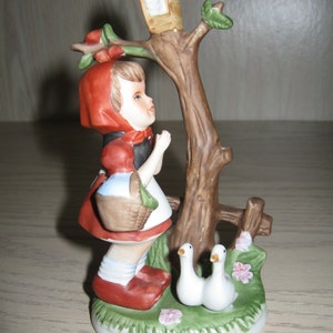 Ceramic Statue Figurine Girl With Ducks Standing By Bird House 1950-1960 image 1