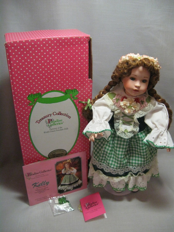 Doll Porcelain Name Kelly Musical Looking Over Four Leaf Clover