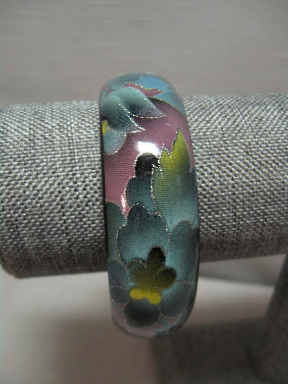 Bracelet Bangle Cuff Acrylic  Flower and Leaves Bl