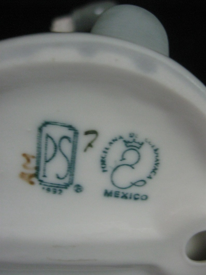 Porcelain Figurine Statue Clown Figurine Playing Violin Pastel Etsy