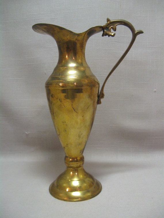 Brass Ewer Pitcher Rib Lines on Base Under Nozzle Handle 9 Inches Tall Holds 9 Ounces Made In India 1990