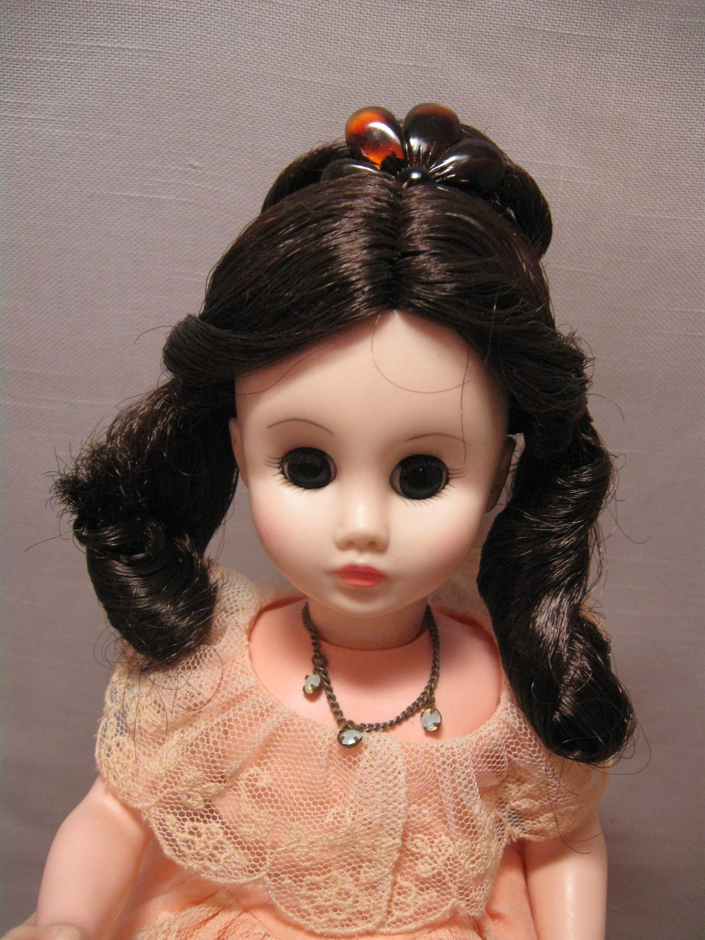 Doll Sarah Jackson 1829-1837 14 Inch Tall Peach Dress With Beige
