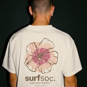 Elegant floreal Surf themed shirt, coastal Beach Lifestyle T-Shirt, hawaii ibiscus Vintage Shirt, Summer Apparel, Ocean Lover Gift