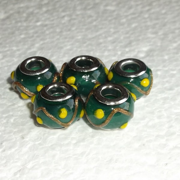 5 Green Murano Lampwork Beads