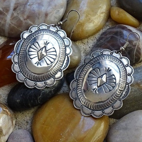 ILoveArizona♡Navajo＆Karen♡Antiqueシルバーピアス Vintage Larson Blackgoat Navajo (1957-2003) Sterling Silver Large