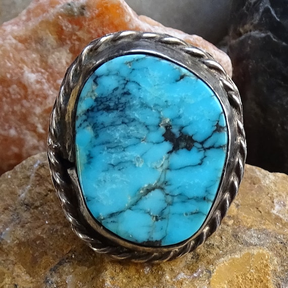 Awesome Vintage Native American Navajo Spiderweb Turquoise Sterling Silver Ring Awesome Vintage Native American Navajo Spiderweb Turquoise Sterling Silver Ring