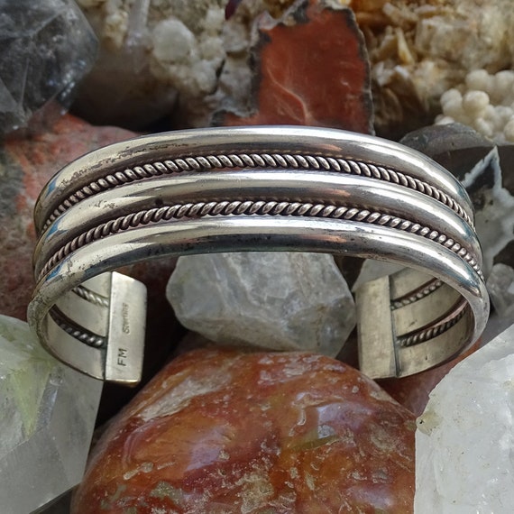Arny Maloney Vintage Native American Navajo Turquoise Sterling Silver Bracelet Arny Maloney Vintage Native American Navajo Turquoise Sterling Silver Bracelet