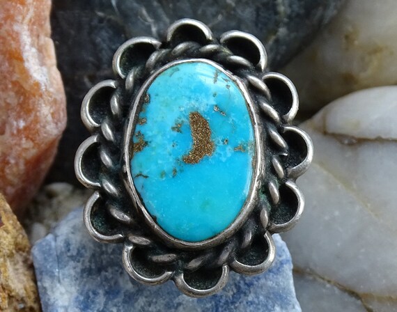 Vintage Navajo, Turquoise Ring, Two Color, Cold S… - image 2