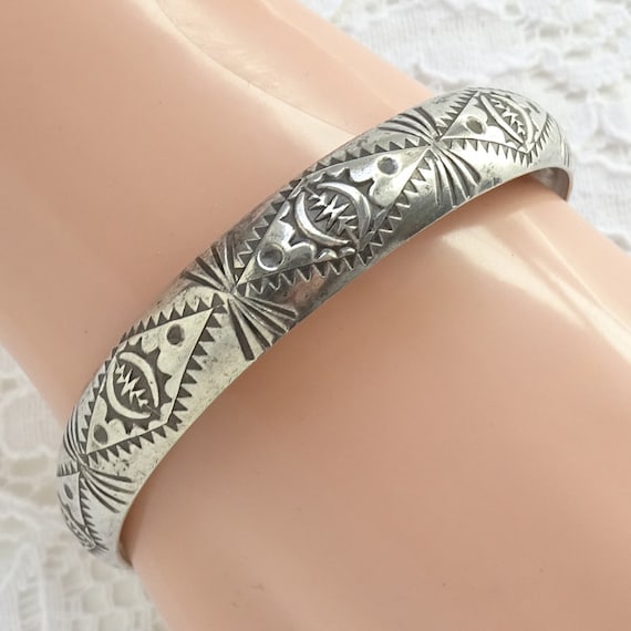 Intricate!! Vintage Native American Navajo Geometric Sterling Silver Bracelet Intricate!! Vintage Native American Navajo Geometric Sterling Silver Bracelet