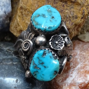 Old Navajo Double Turquoise Ring Intricate Appliques Size 7 1/4 Sterling Silver C1970s