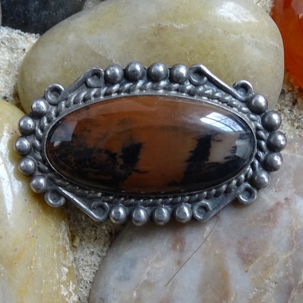 Vintage Navajo Petrified Wood Sterling Silver Brooch, Fred Harvey Era