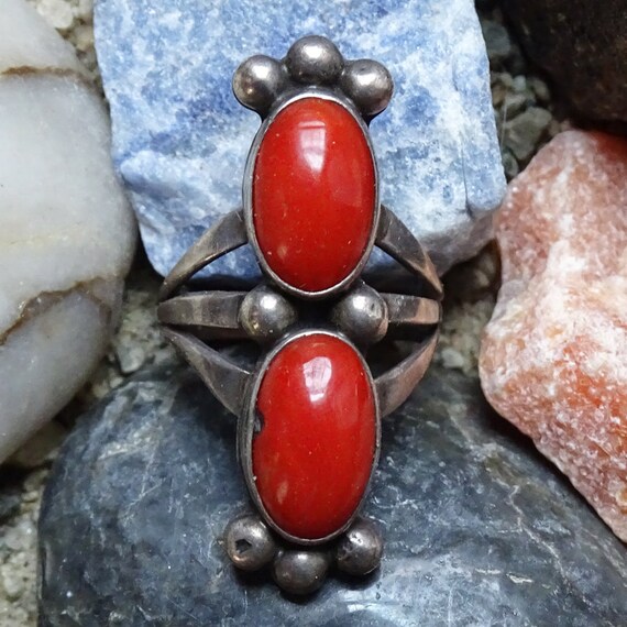 Vintage  Navajo Coral + Sterling Ring SMALL Size 4