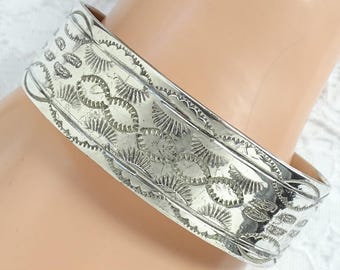 Vintage Native American MC Tsasie Navajo Sterling Silver Stamp