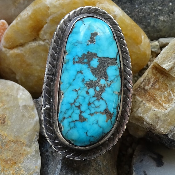Bright Vintage Native American Navajo Blue Gem Turquoise Sterling Silver Ring Bright Vintage Native American Navajo Blue Gem Turquoise Sterling Silver Ring