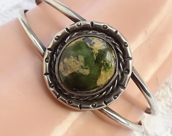 Vintage Navajo Green Turquoise Cuff Bracelet SMALL Size 5 Sterling Silver Handmade