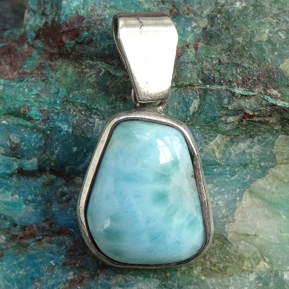 Very Rare Vintage Native American Navajo Larimar Sterling Silver Bracelet Very Rare Vintage Native American Navajo Larimar Sterling Silver Bracelet