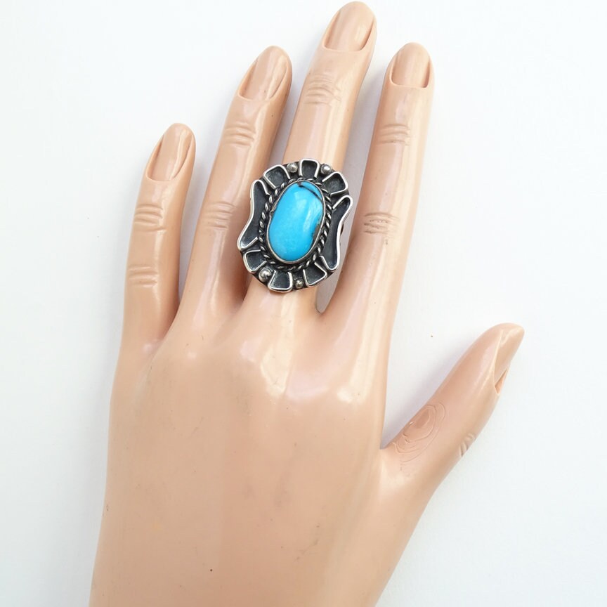 指輪・リング Vintage Indian Jewelry Ring (Navajo) Navajo Vintage Triangle Ring • Handmade Red and Blue Ring
